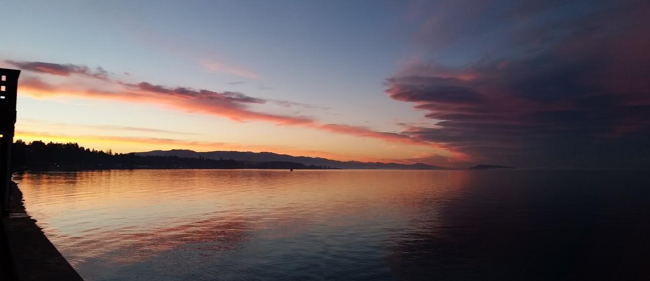 Sand Pebbles Inn Qualicum Beach Exteriér fotografie