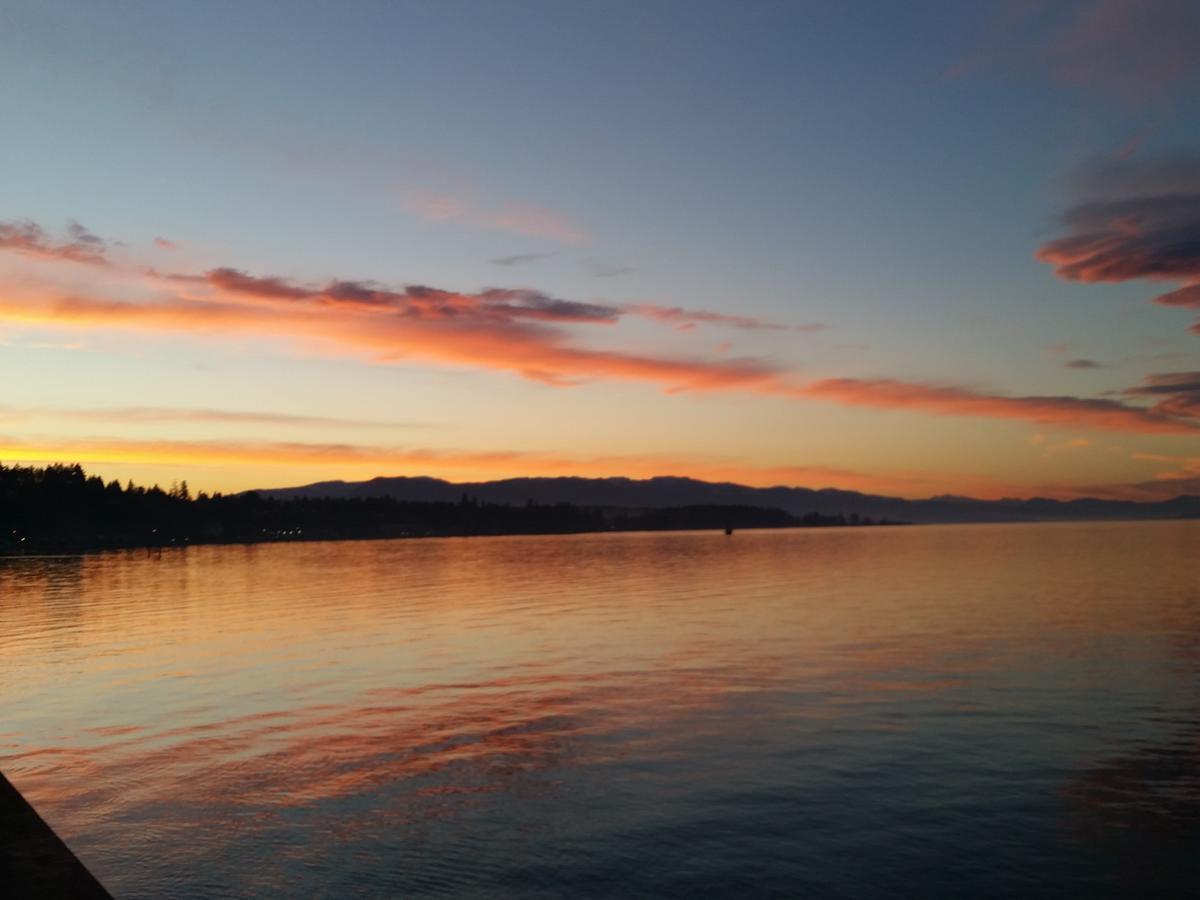 Sand Pebbles Inn Qualicum Beach Exteriér fotografie
