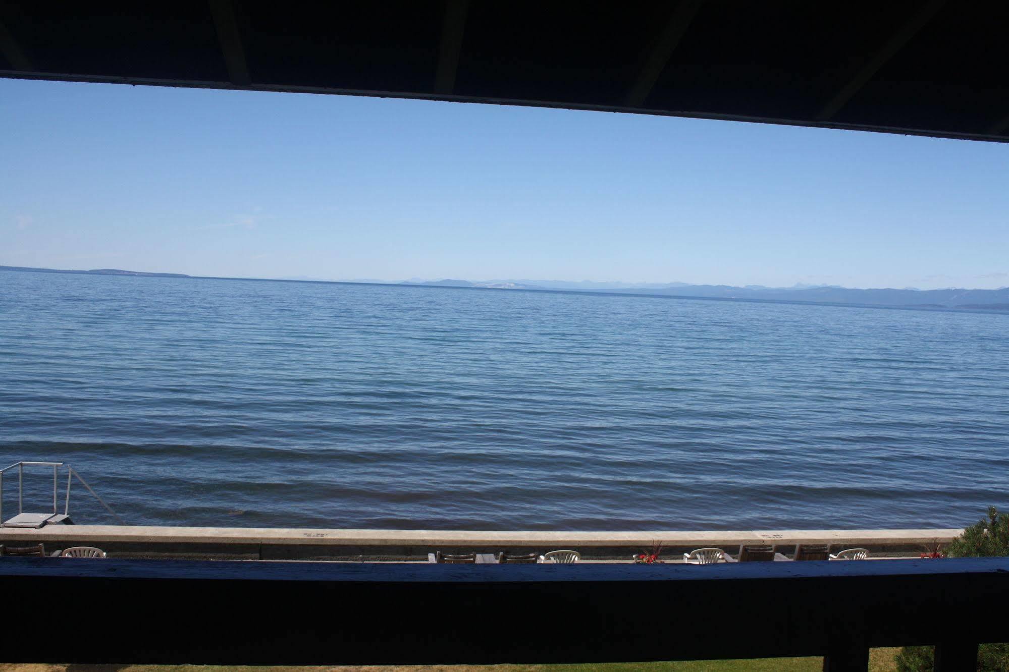 Sand Pebbles Inn Qualicum Beach Exteriér fotografie